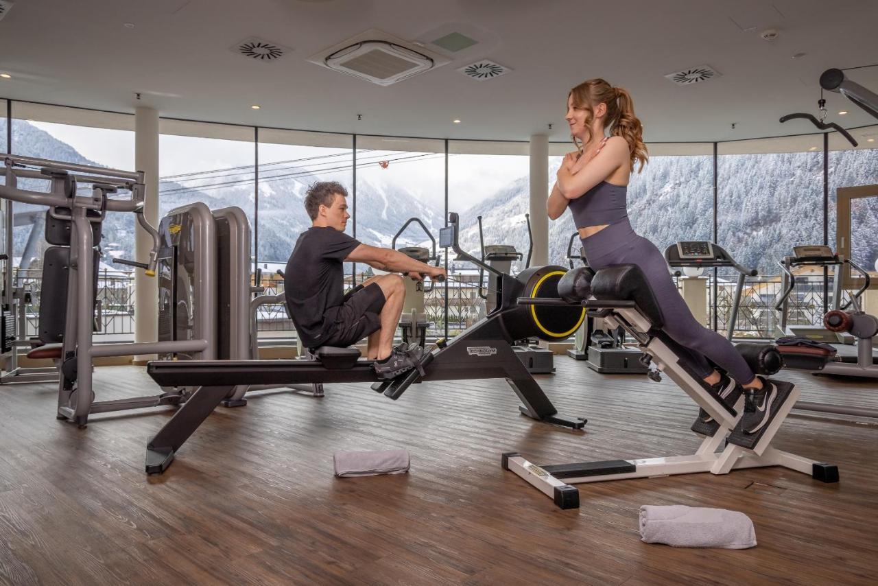 Strass - Sport & Spa Hotel Mayrhofen Exterior foto