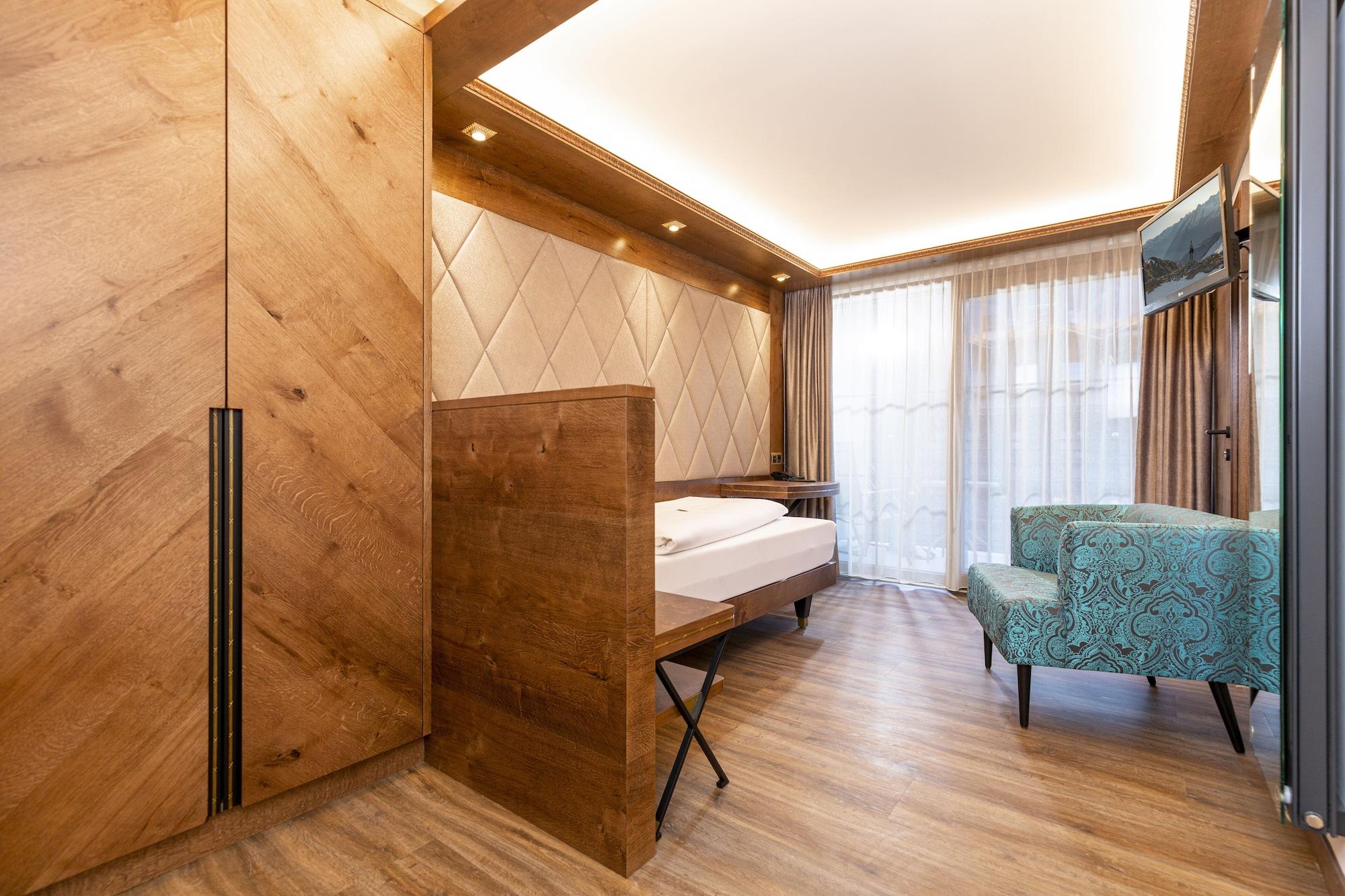 Strass - Sport & Spa Hotel Mayrhofen Exterior foto