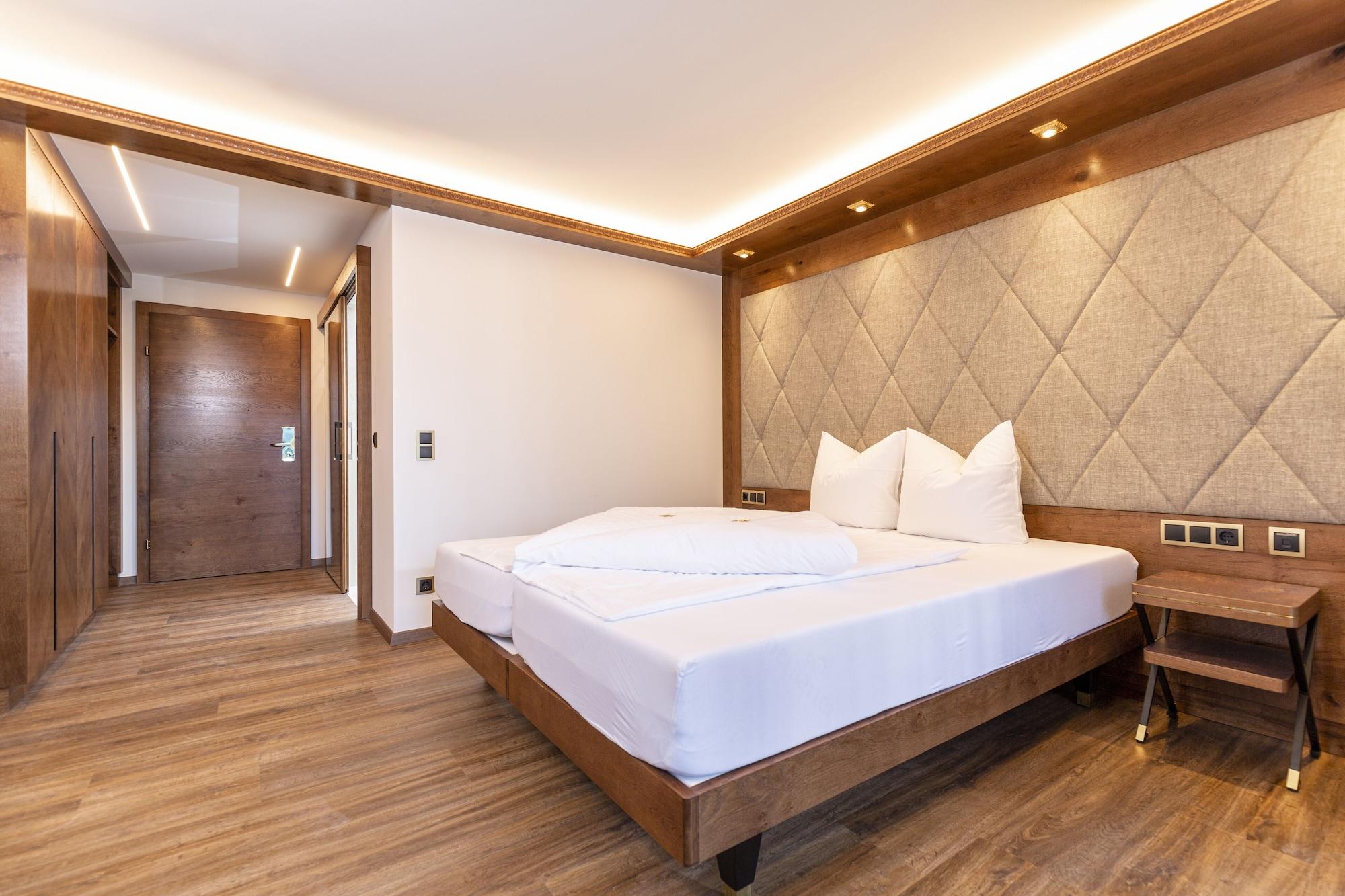 Strass - Sport & Spa Hotel Mayrhofen Exterior foto