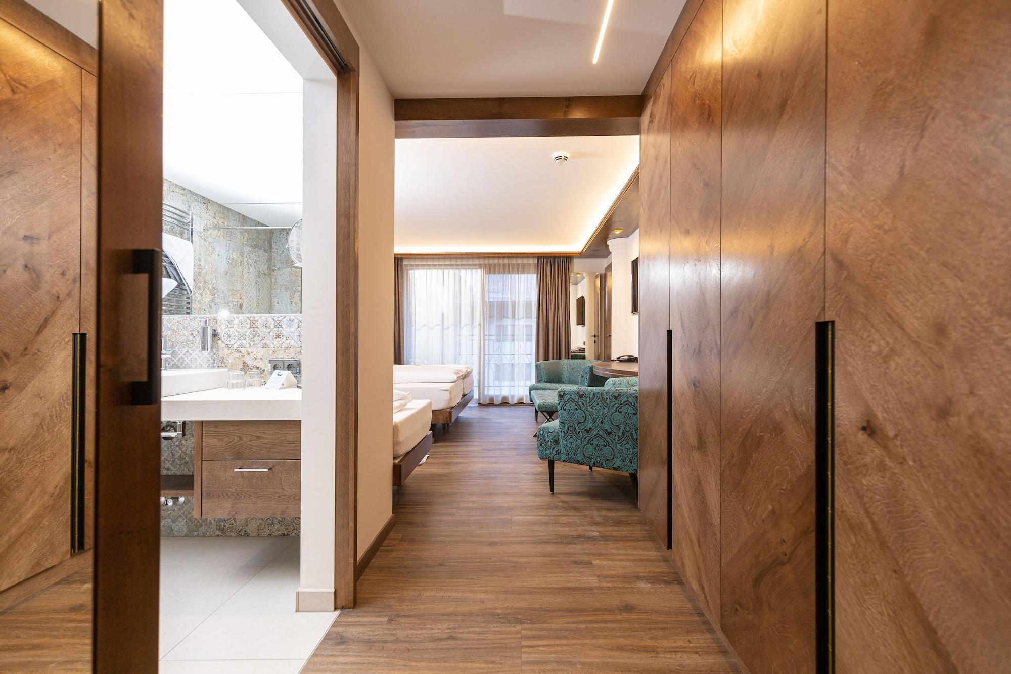 Strass - Sport & Spa Hotel Mayrhofen Exterior foto
