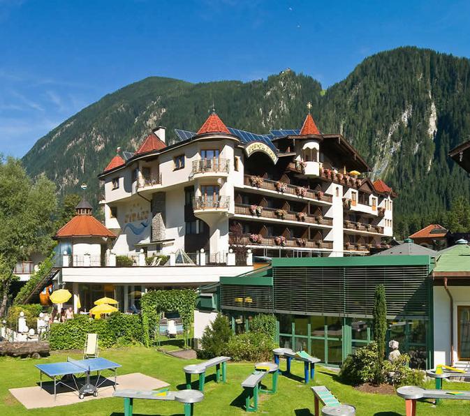 Strass - Sport & Spa Hotel Mayrhofen Exterior foto