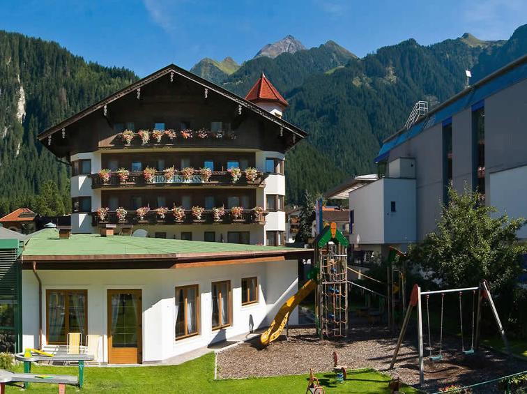 Strass - Sport & Spa Hotel Mayrhofen Exterior foto