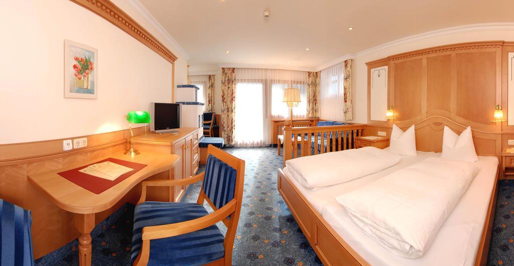 Strass - Sport & Spa Hotel Mayrhofen Exterior foto