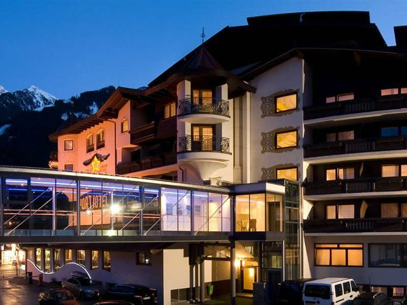 Strass - Sport & Spa Hotel Mayrhofen Exterior foto